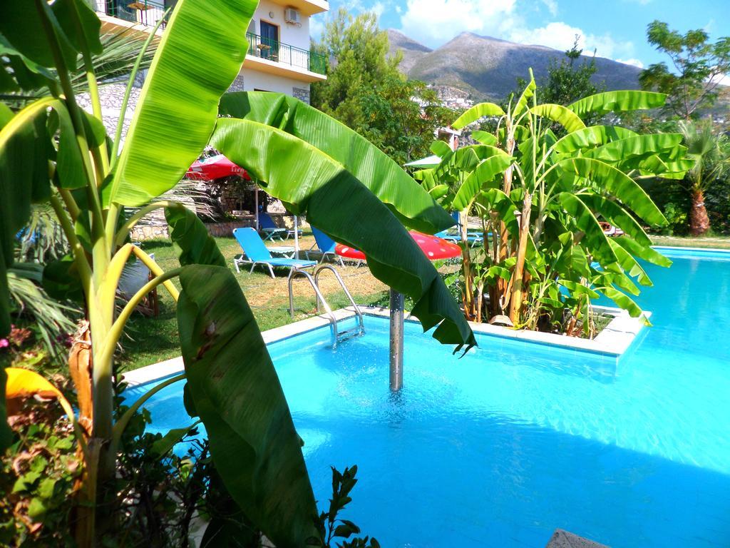Hotel Belle Vue Dhërmi Esterno foto
