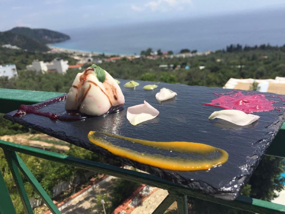 Hotel Belle Vue Dhërmi Esterno foto